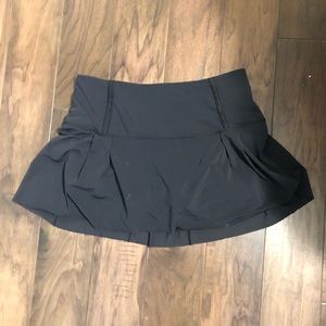 Black Lululemon Tennis Skirt